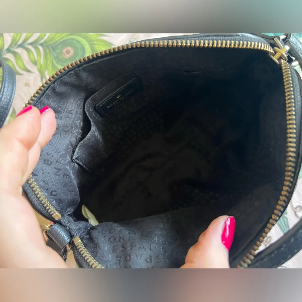 Kate Spade black leather cross body bag - Picture 4 of 5